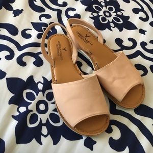 American Eagle Sandals