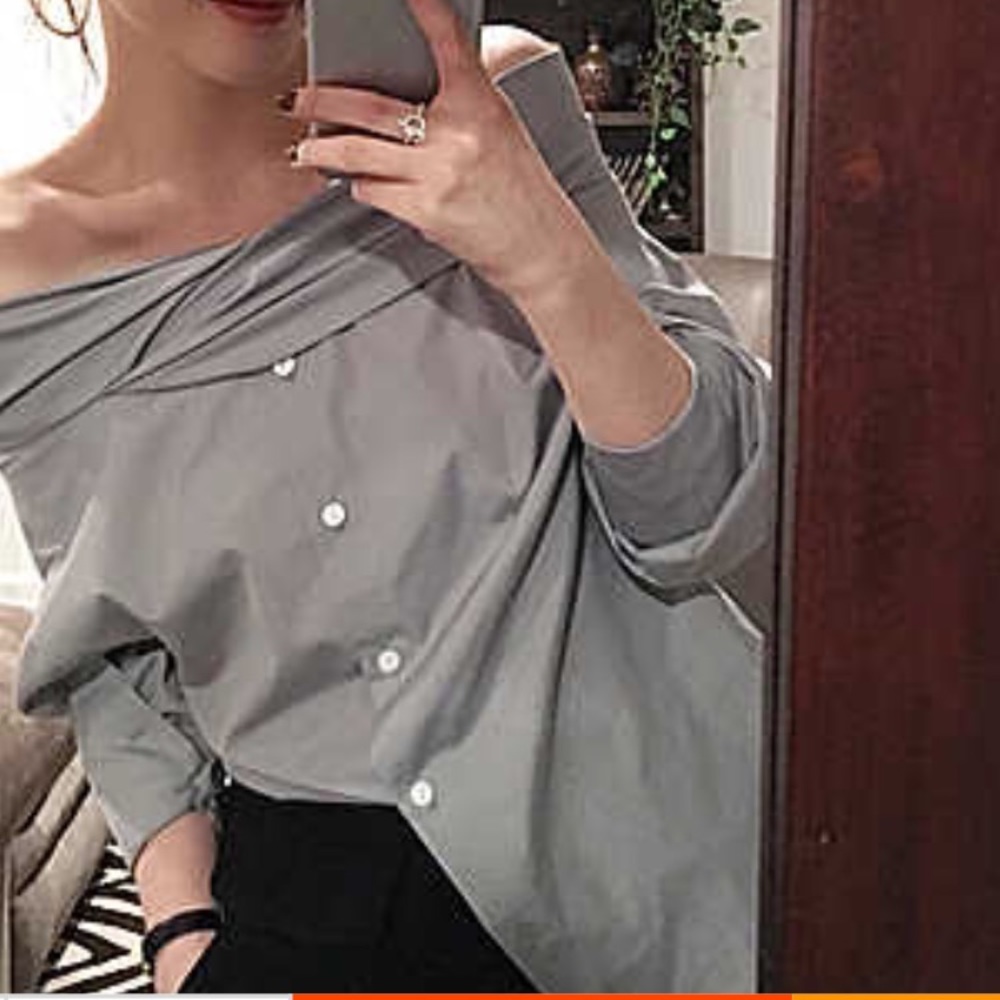 Brand New！！Gray Shirt