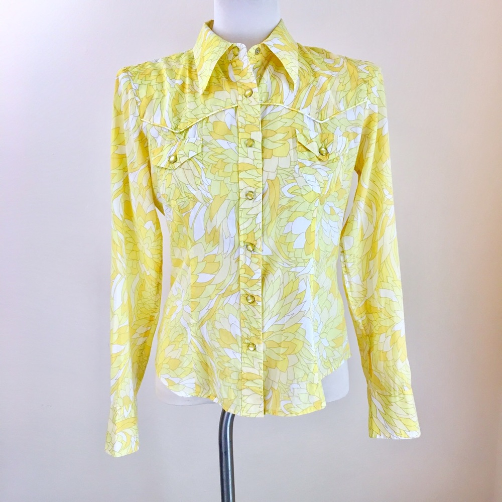 Banana Republic snap shirt