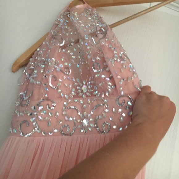 Beautiful pink dress - Picture 2 of 2