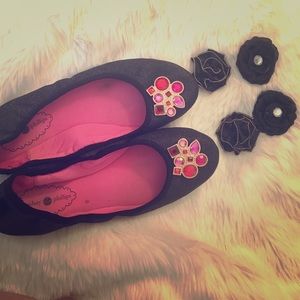 Black Lindsay Phillips flats