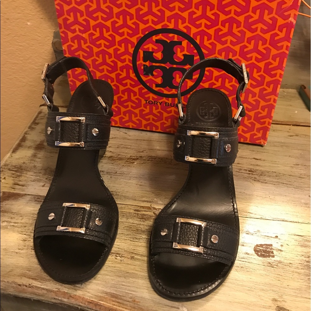 Tory Burch Black  Carys Tumbled Leather Sandal