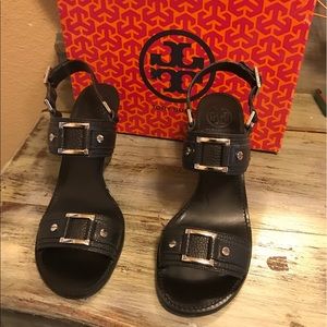 Tory Burch Black  Carys Tumbled Leather Sandal
