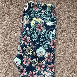 OS Lularoe leggings