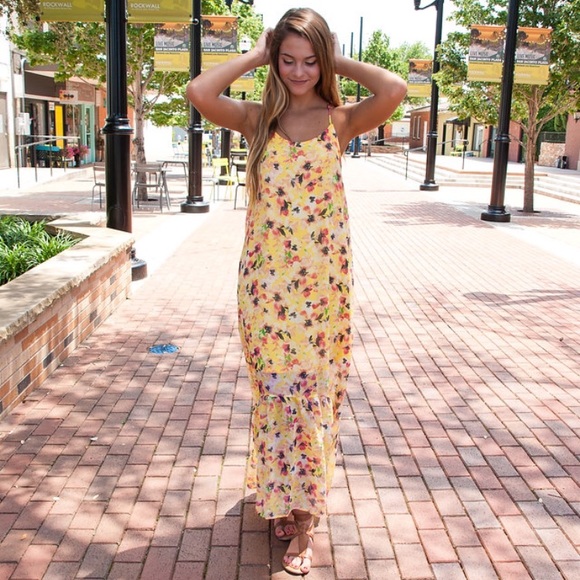 Sweet Sassy Vines Boutique Dresses & Skirts - ❗️SMALL Gorgeous yellow Floral Maxi