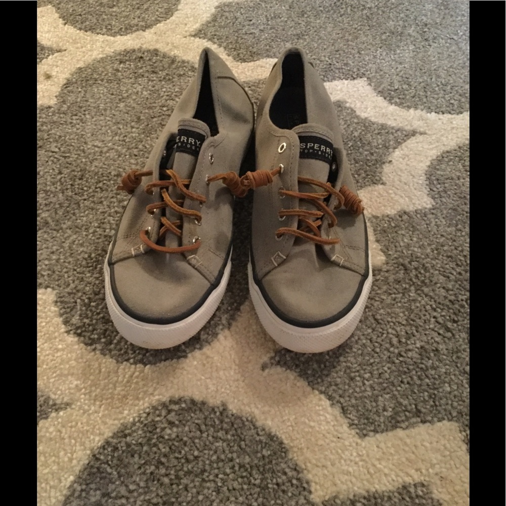 Gray Sperry's
