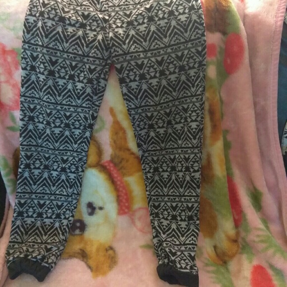 Clothes - Picture 2 of 8