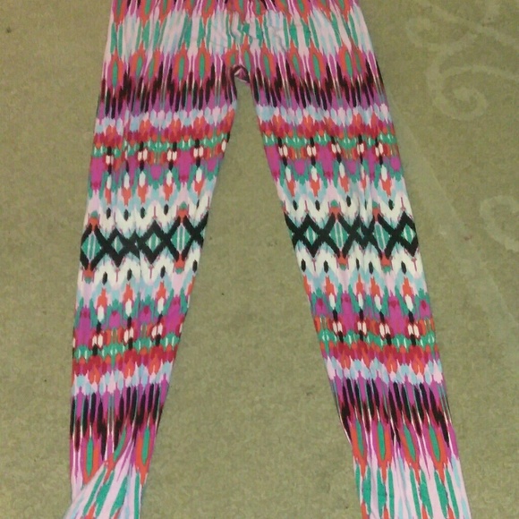 Clothes - Picture 4 of 8