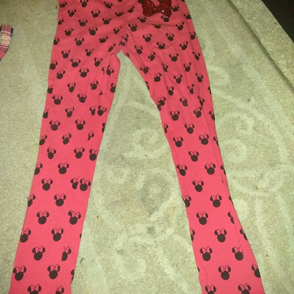 Clothes - Picture 5 of 8