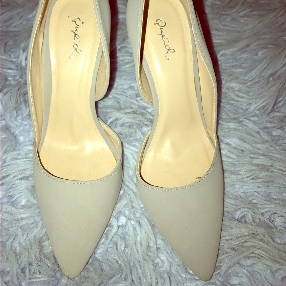 *NEW* Soft Grey Pumps!