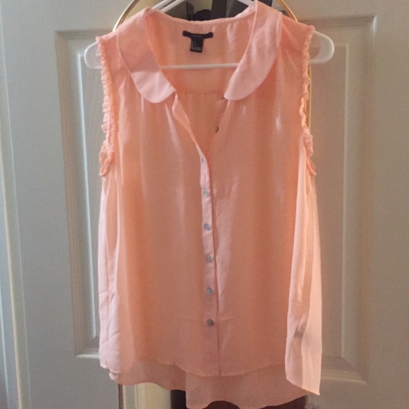 **SOLD**NWOT Peach sleeveless sheer blouse - Picture 3 of 3