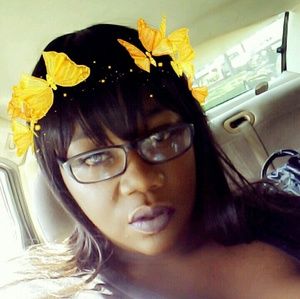 Meet your Posher, Jakita