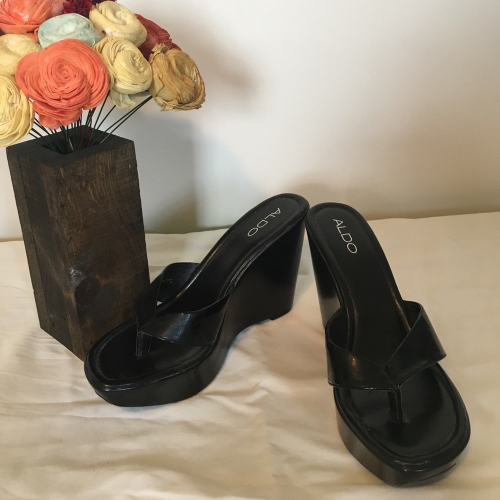 Aldo Black Leather Wedge shoes