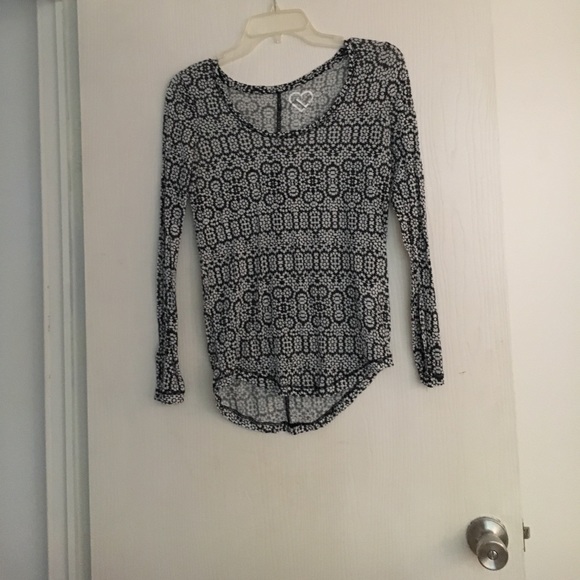 Cute aero shirt - Picture 1 of 1