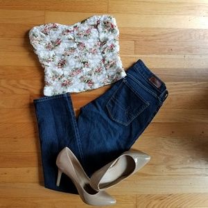 Floral lace tube style crop top