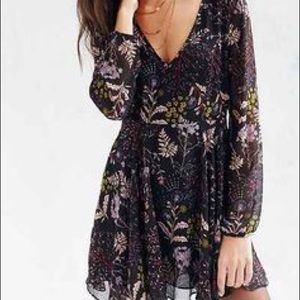 Kimchi blue poppy black floral dress