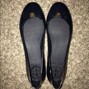 tory butch flats
