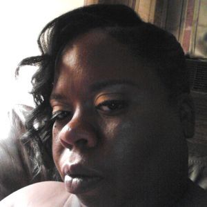 Meet your Posher, Casandra