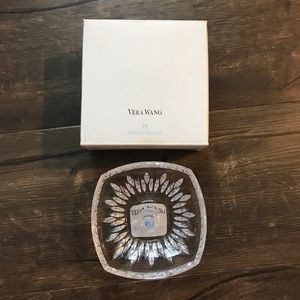 Vera Wang Crystal Ring Holder