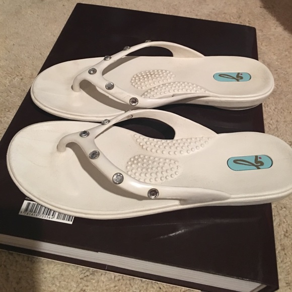 okab Shoes Rubber Spa Flip Flops M With Rhinestones Size 78 Poshmark
