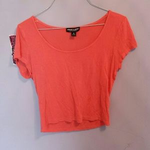 Pink crop top 😀