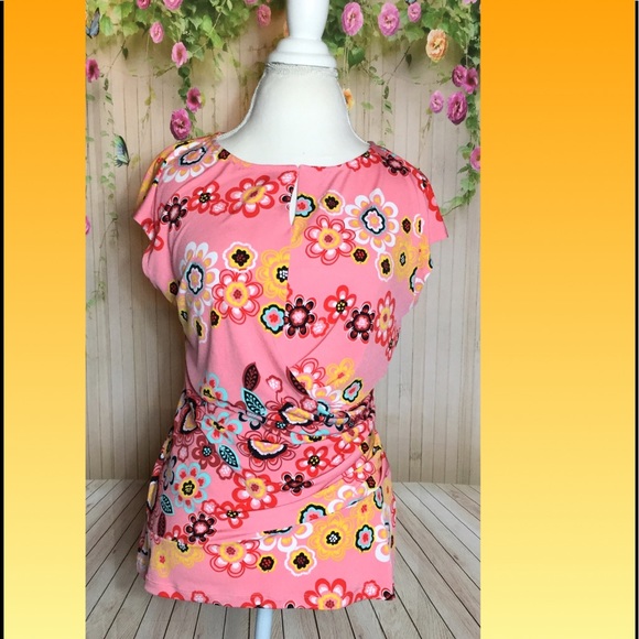 New York & Company Tops - Whimsical Floral top nwot sz XL