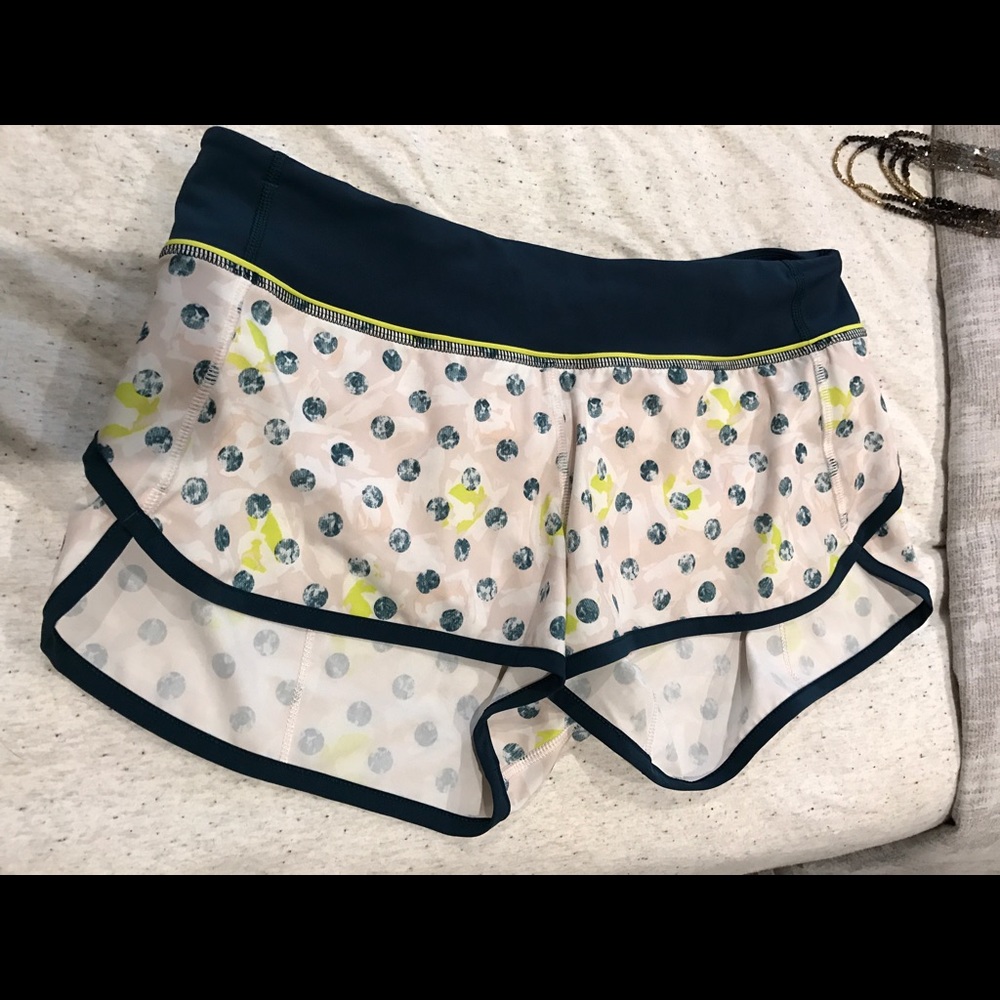 Lululemon Speed Short Size 6