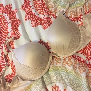 Fabulous by Victoria's Secret Plunge bra 32D