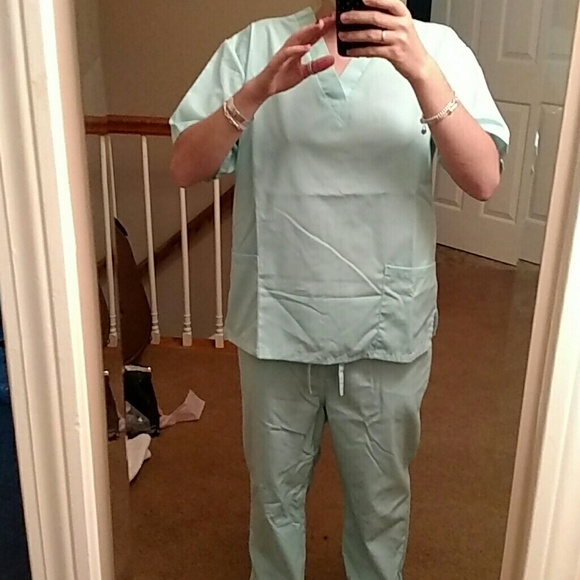 Additional pictures - Picture 1 of 8