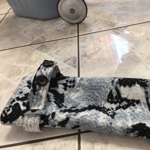 Multi- color coat - Picture 3 of 4