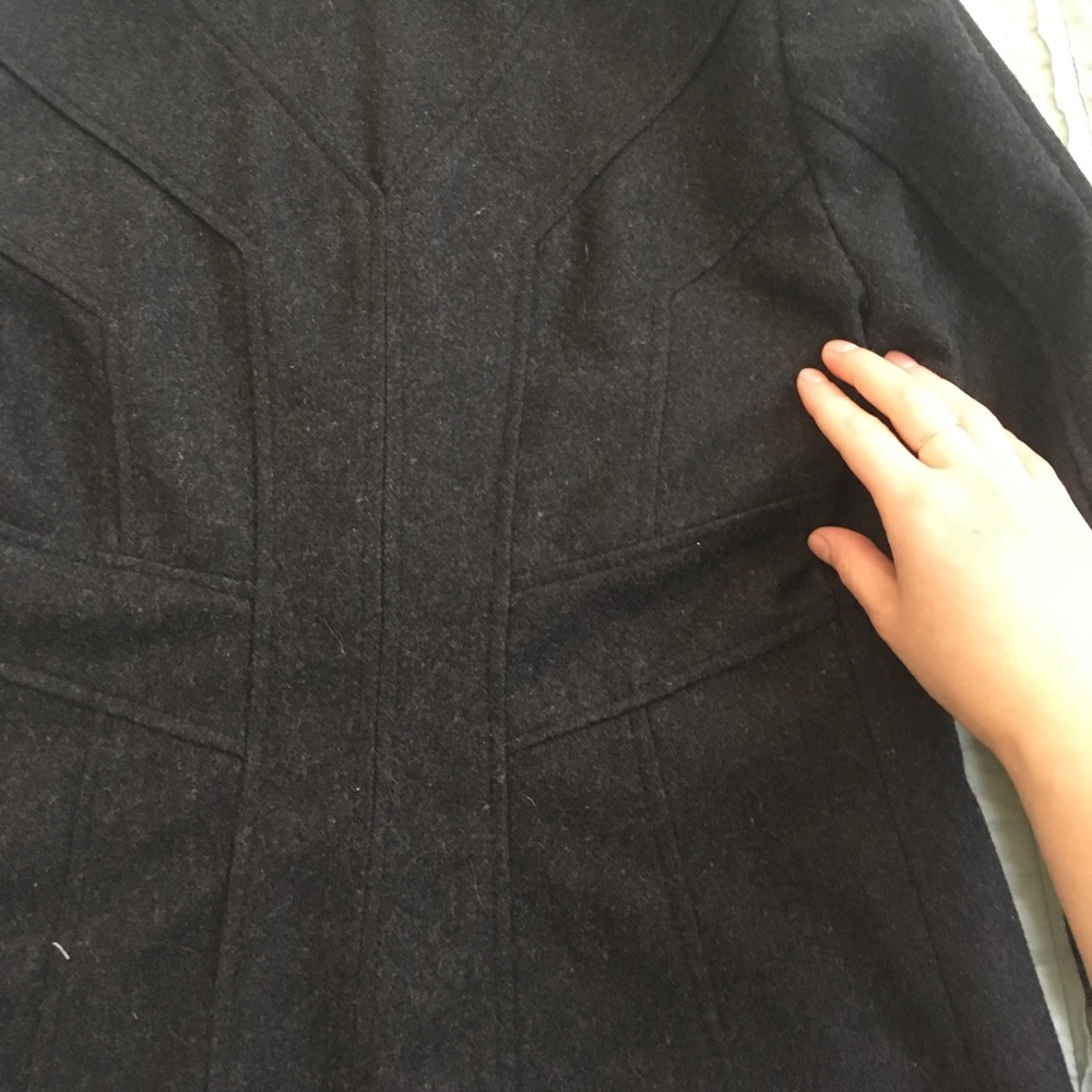 Look at the back! - Picture 3 of 6