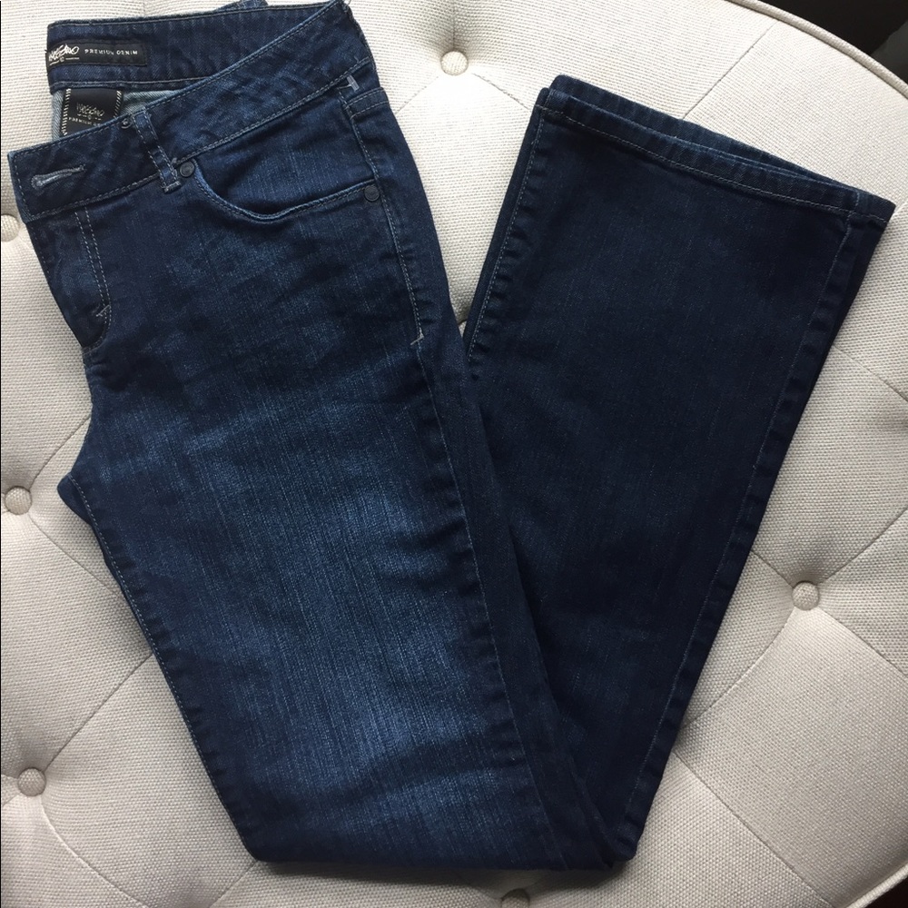 Mossimo: bootcut denim, size 2