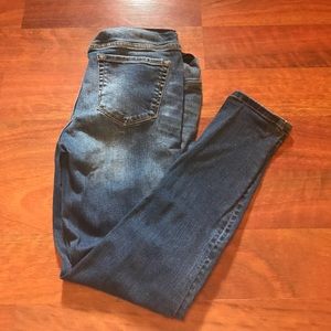 Liz Lange ankle skinny MATERNITY jean size small