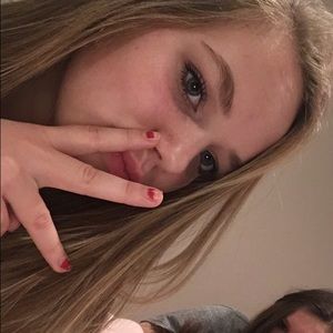 Meet your Posher, Madi