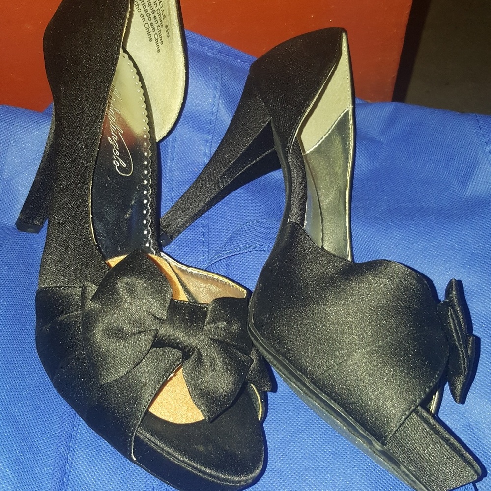 Formal Satin Gown heels