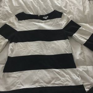 Boat neck summer shirt