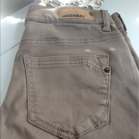 49 off UNIONBAY Pants Dark khaki Skinny / Khaki Pants NWOT from