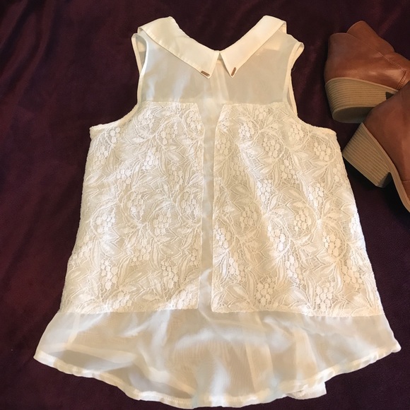 Lovely cream colored lace top! - Picture 1 of 5