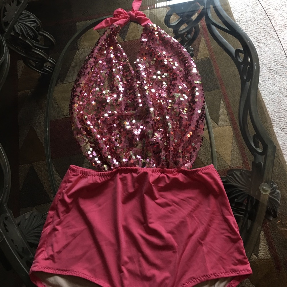 Bathing suit