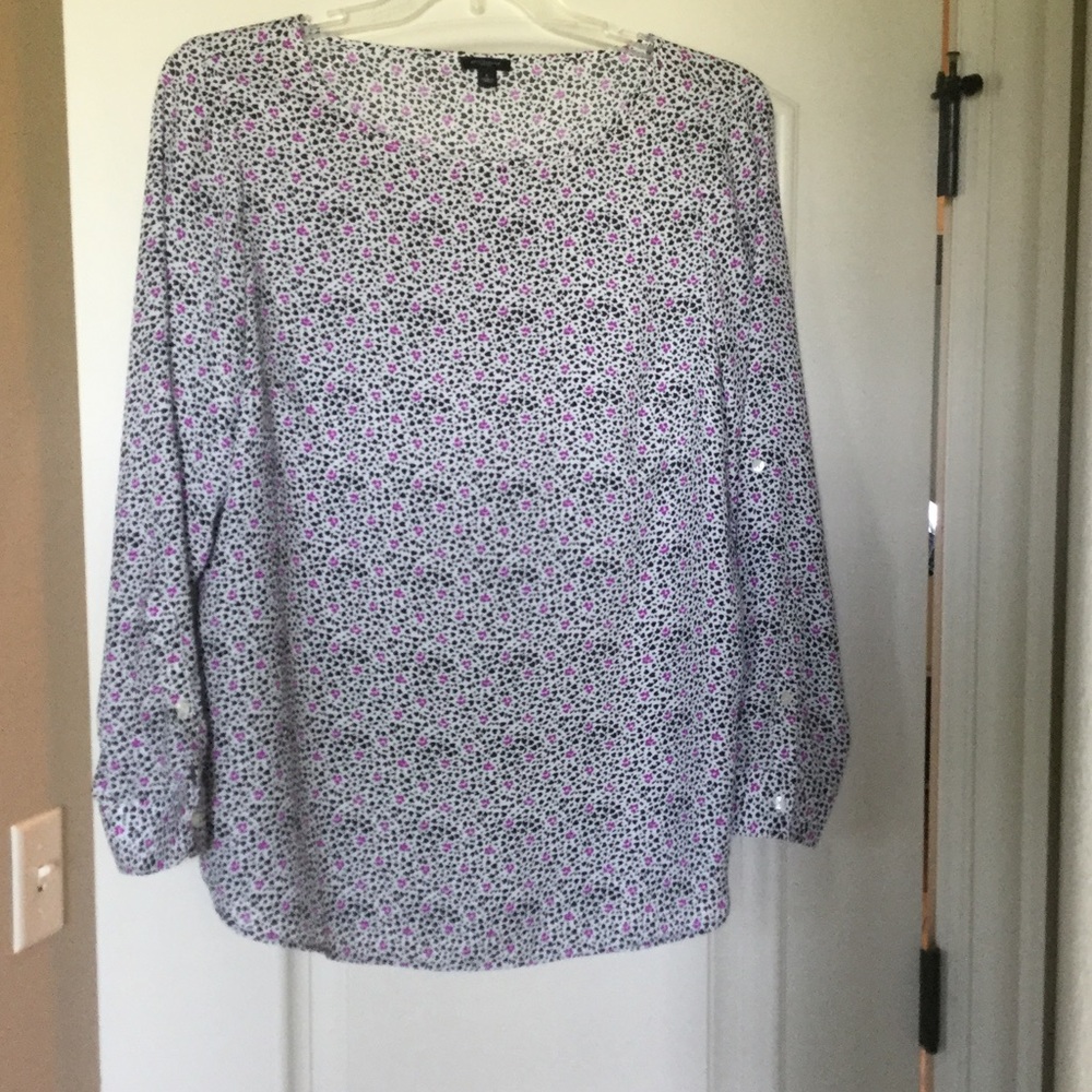 Ann Taylor tunic.  Excellent condition.