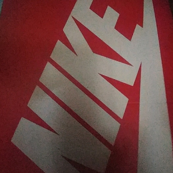 Meet your Posher, Chris - Picture 1 of 1