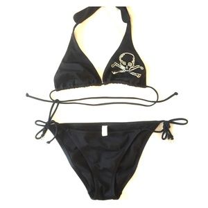 Victoria's Secret skull and cross bones bikini
