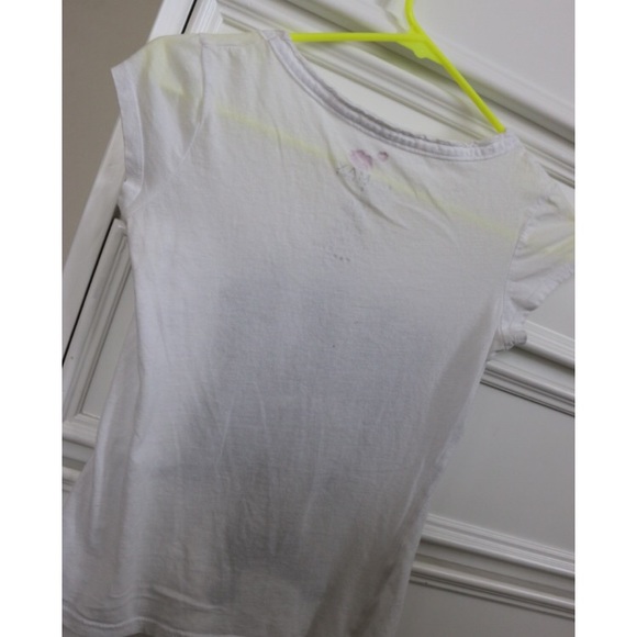 Paris V-Neck - Picture 3 of 3