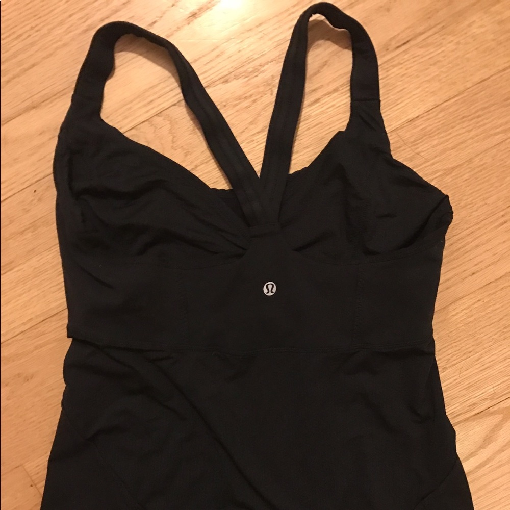 Lululemon tank