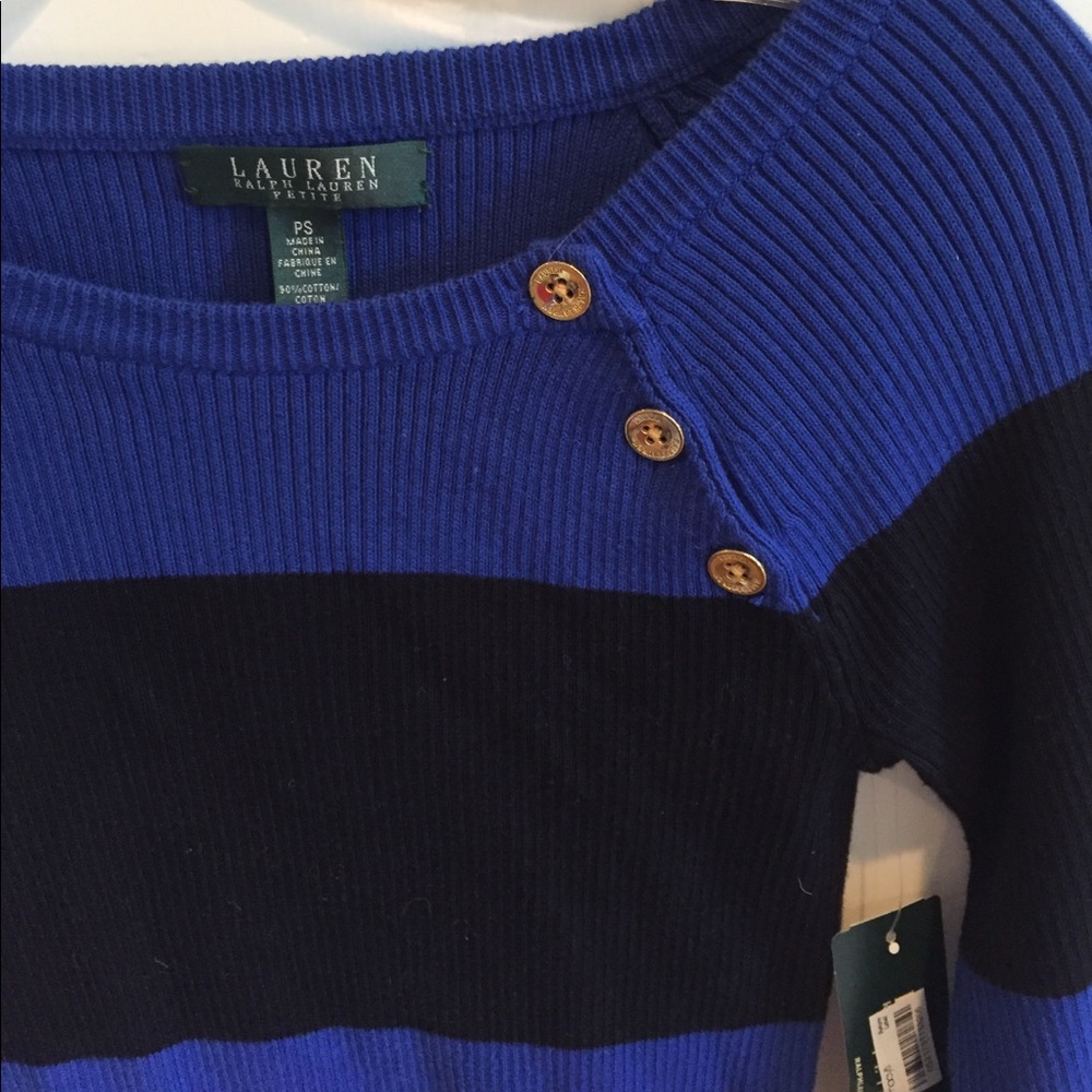 Sweater - Picture 2 of 3