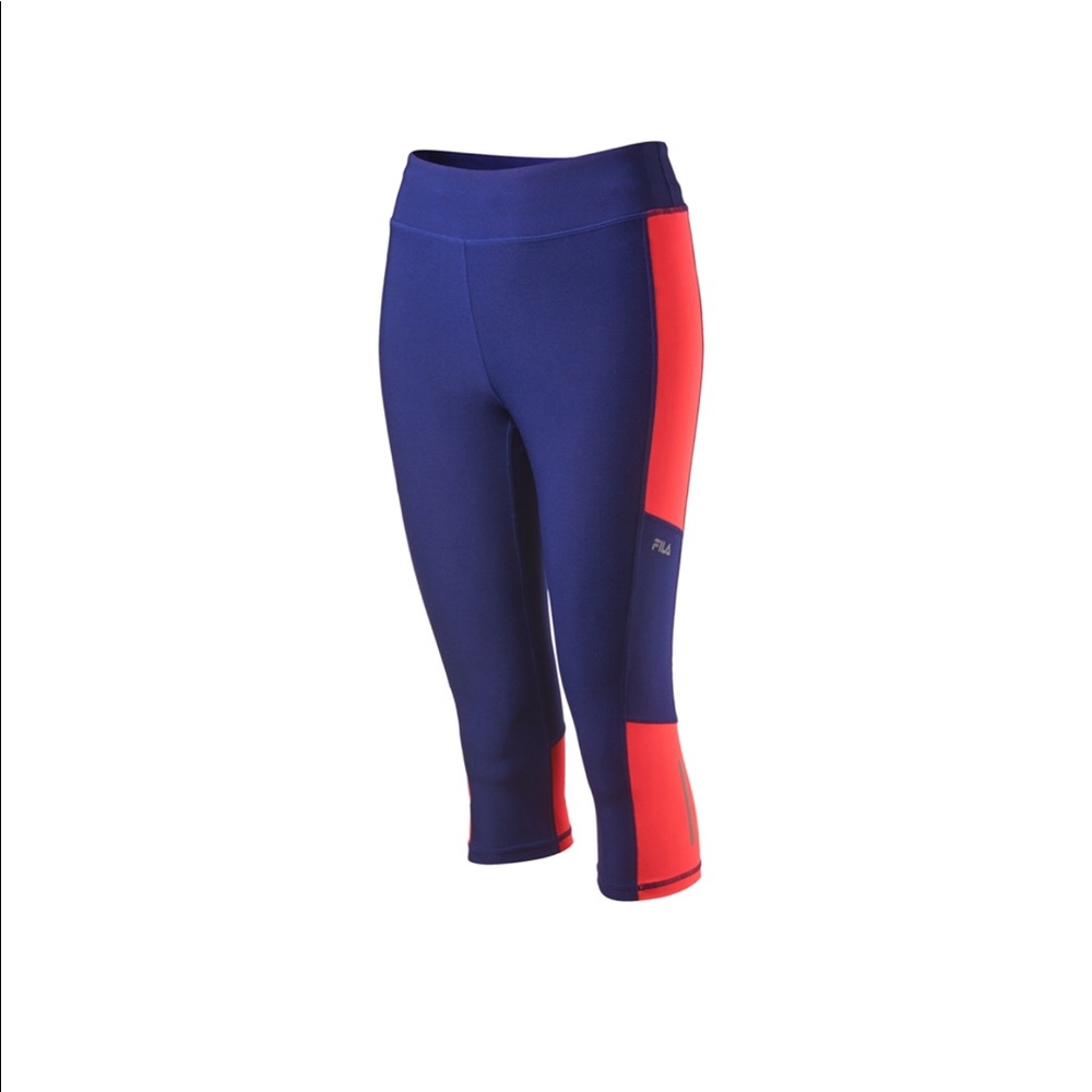 NWT FiLA workout capris size medium