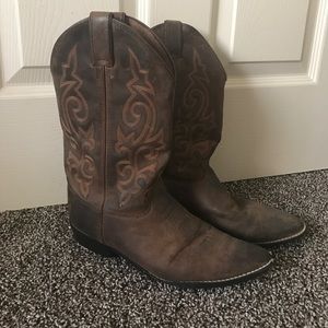 JUSTIN cowboy boots