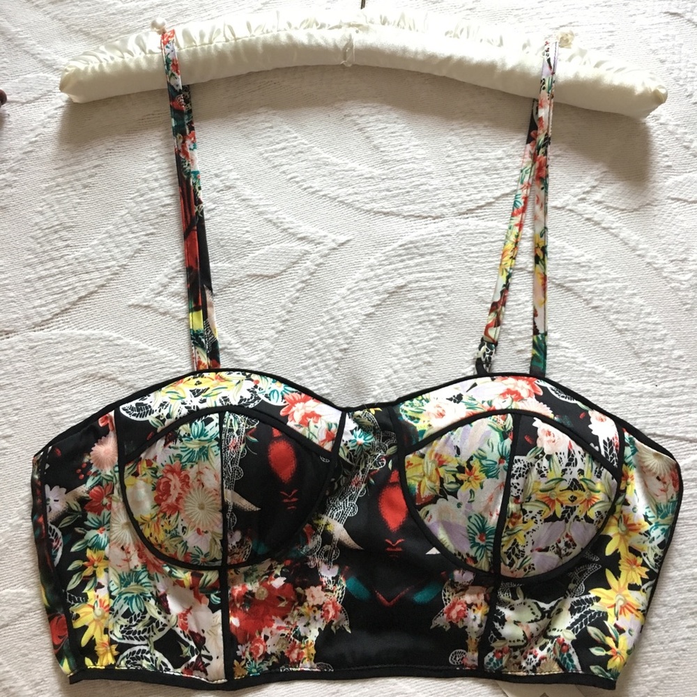Millau Asian floral crop top.