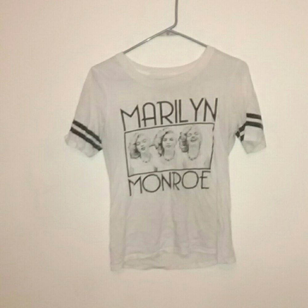 A Marilyn Monroe top