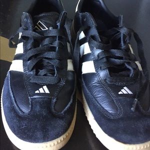Adidas Samba casual shoes